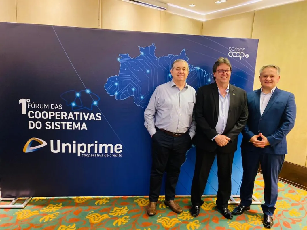 Diretoria Executiva Uniprime Central Nacional: Dr. César Augusto Macedo de Souza - diretor 
 - vice-presidente, Dr. Orley Alvaro Campagnolo – diretor-presidente e Sr. Evandro Carlos Gasparetto – diretor-executivo