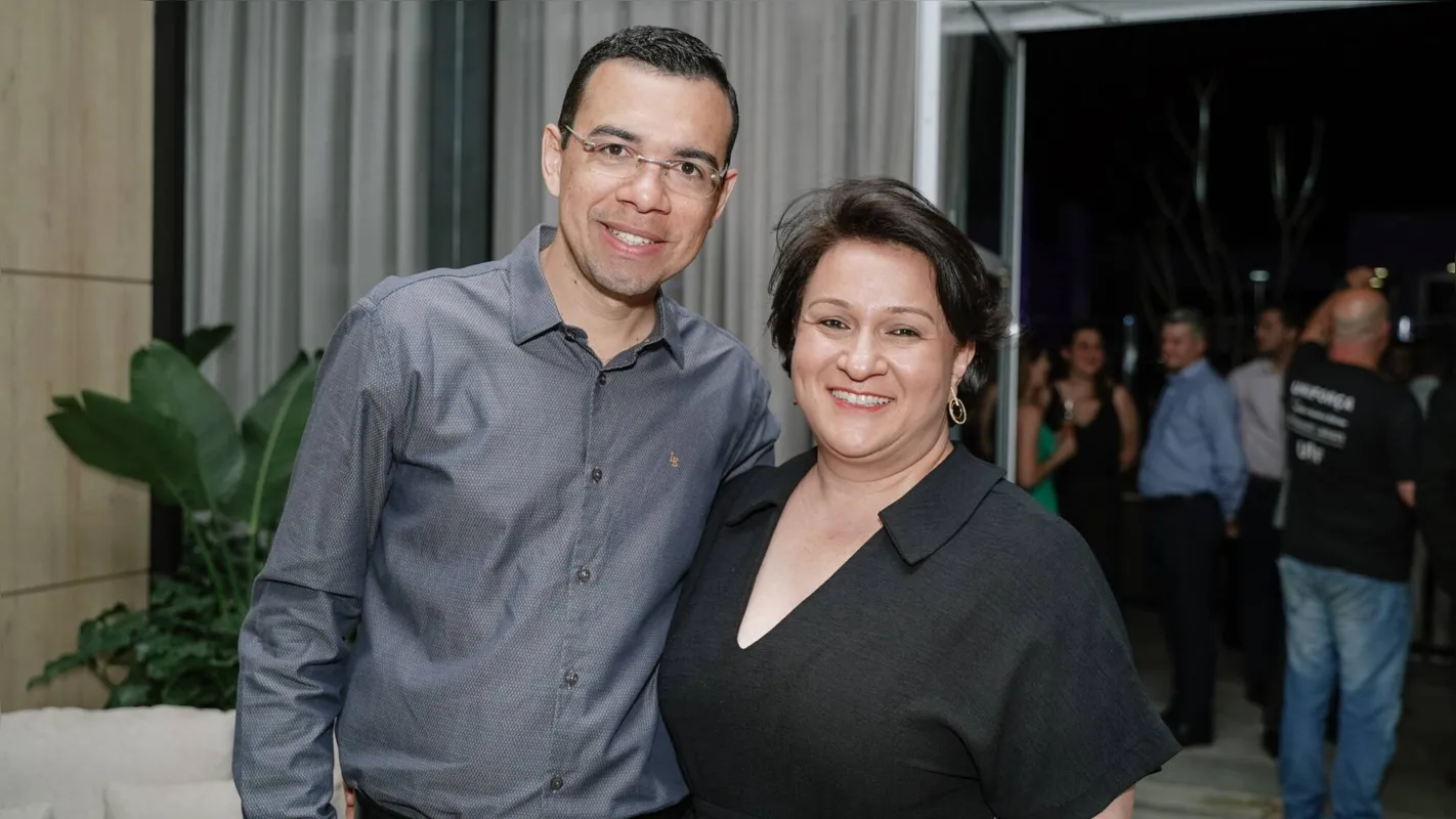 Saulo Claudio Moraes e Marcia Shimazaki