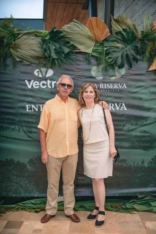 Vicente Paulo Hajaki Ribas e Marlene do Rocio Primor Ribas