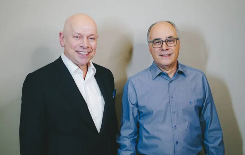 Dr. Carlos Alberto Dorotheo Mascarenhas, diretor executivo da Uniprime, e Leandro Karnal