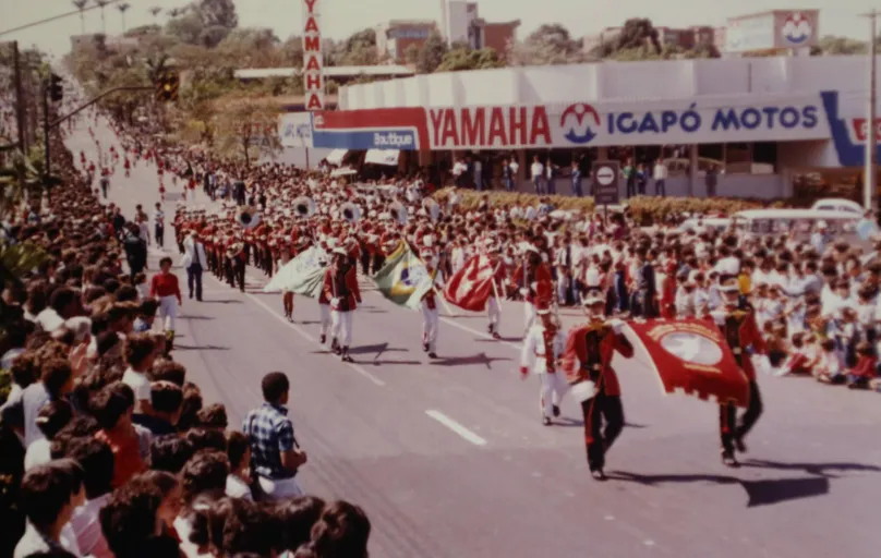Banda do Colégio Marcelino Champagnat  em desfile nos anos 1980: ela é considerada um patrimônio imaterial de Londrina