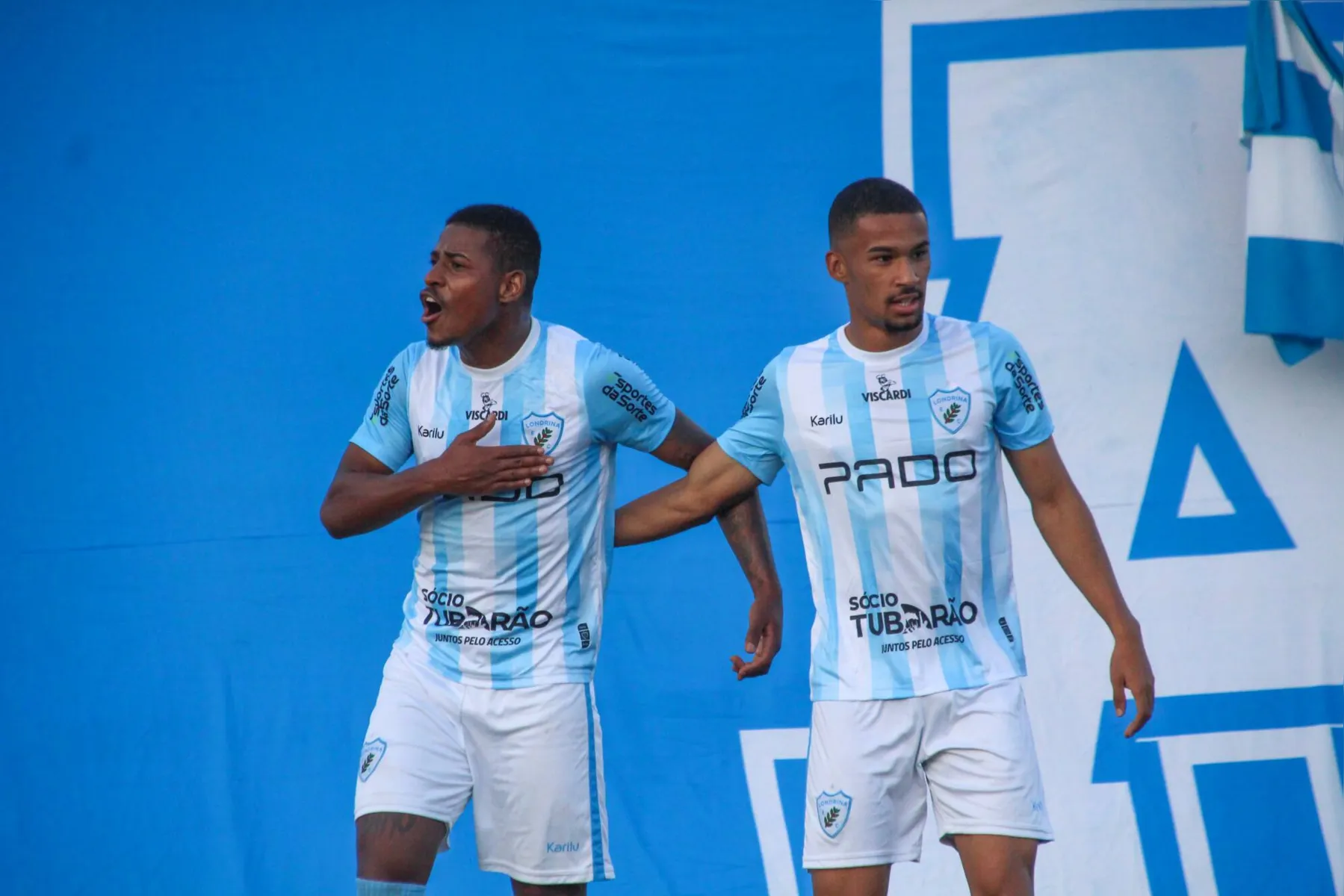 Matheus Lucas marcou dois gols do LEC na vitória sobre a Ponte