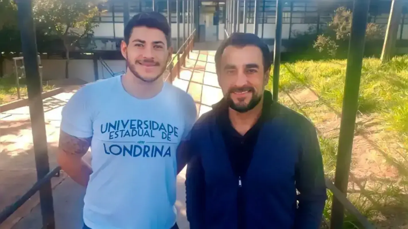 Gustavo Baroni e o professor Helio Serassuelo Junior: exercício física é um remédio de proteção da saúde do indivíduo