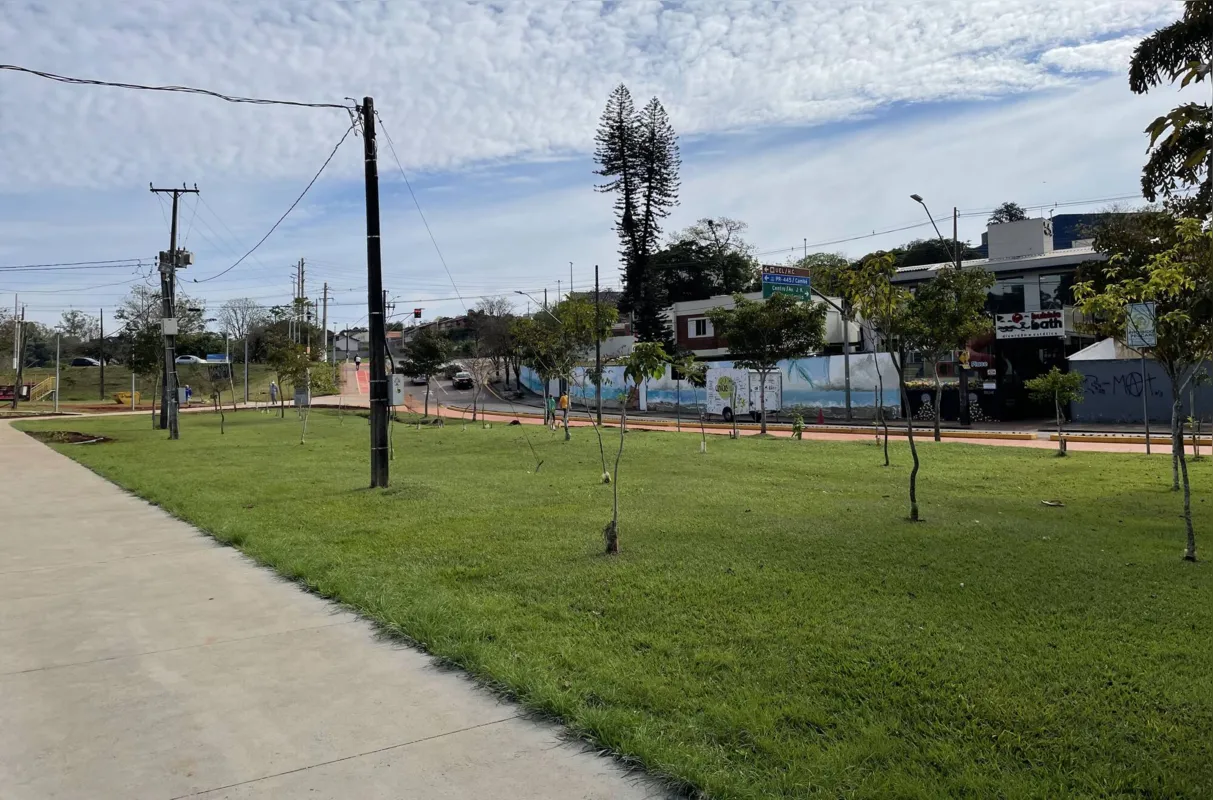 Imagem ilustrativa da imagem Após três prorrogações, revitalização do Aterro do Igapó é concluída