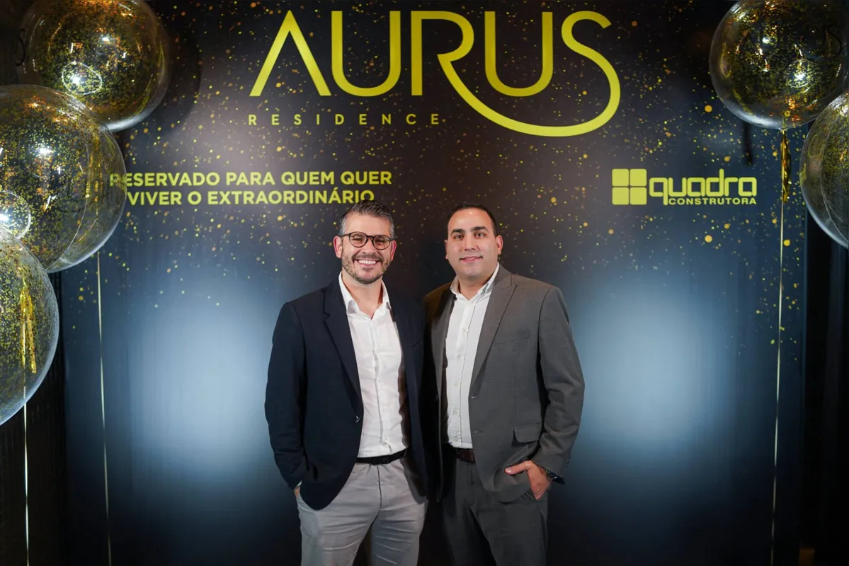 João Paulo Carvalho, da Imobiliária Aurora, com Otávio Benine, coordenador da imobiliária da Quadra