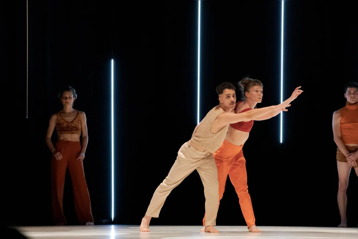 Imagem ilustrativa da imagem Ballet de Londrina circula pelo Paraná com “Bora!”