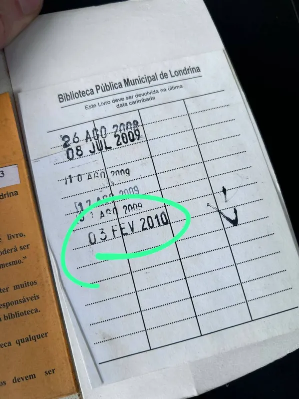 Livro foi devolvido durante a campanha depois de 13 anos desde o empréstimo