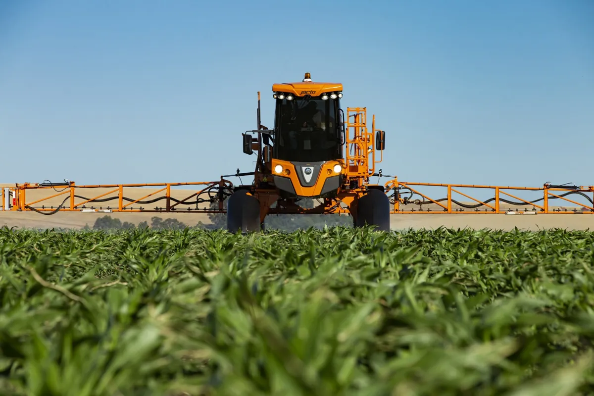 Imagem ilustrativa da imagem Bico de pulverização: uma pequena peça que faz toda a diferença na produção agrícola