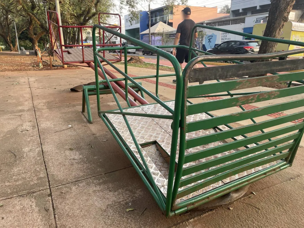 Imagem ilustrativa da imagem Brinquedos para crianças atípicas  no Aterro precisam de manutenção