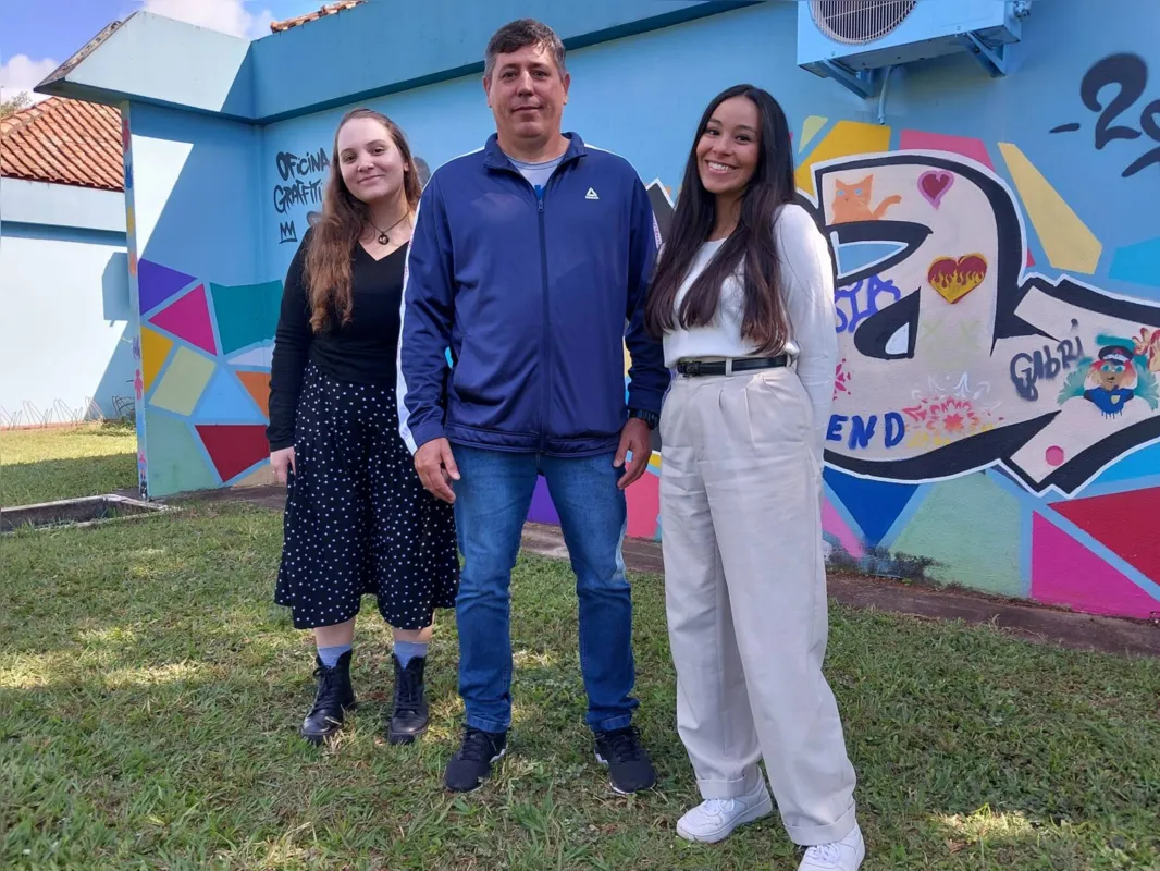 Paola Gregório, Ernesto Volpato e Ana Júlia Gomes