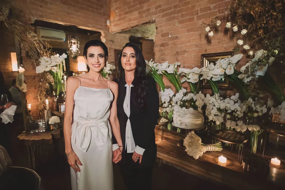 Dra. Paula com Nayanna Romero, que esteve na assessoria e assinou a decoração