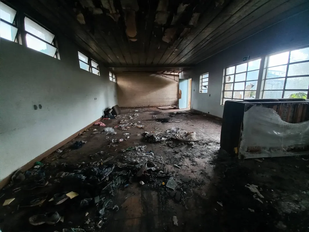 Imagem ilustrativa da imagem Centro comunitário da Vila Nova segue abandonado após promessa de reforma