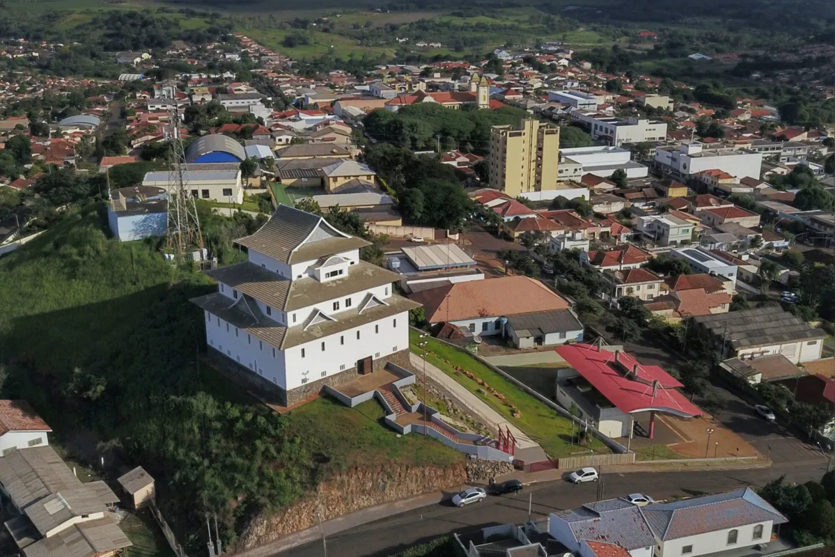 Assaí caiu de 16.354 habitantes em 2010 para 13.797 no levantamento finalizado pelo IBGE