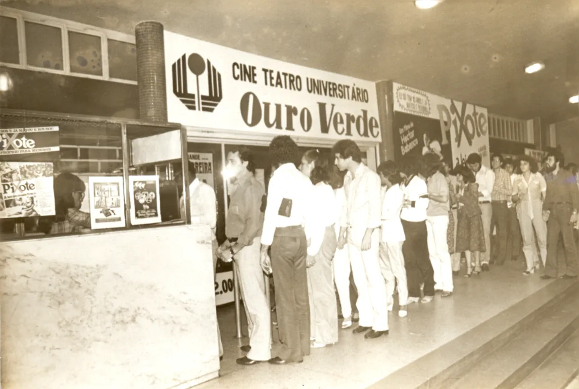 Imagem ilustrativa da imagem Com público pequeno e fiel, cinemas de ruas resistem em Londrina