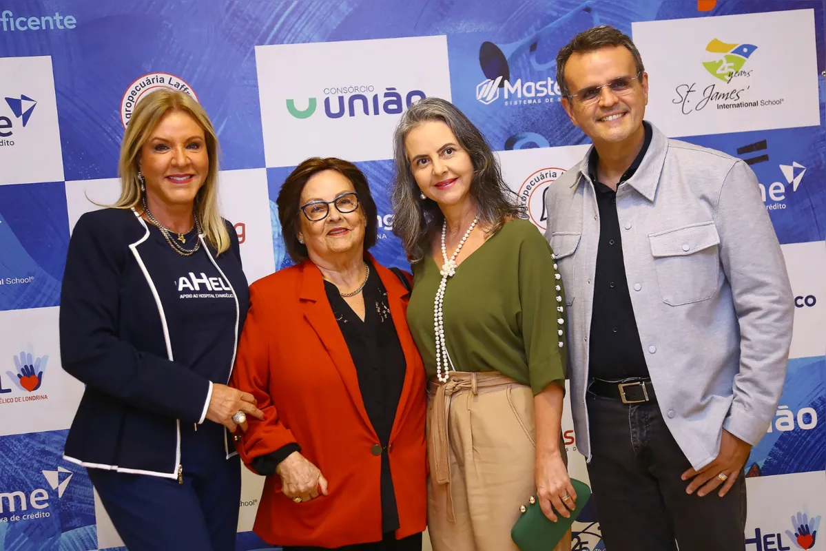 Rosane Montosa, Leontina Montosa, Cibele Montosa e Rodolfo Montosa