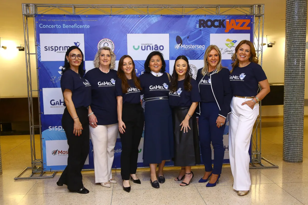 Gislene Lelis, Claudia Monteiro, Andressa de Lucio, Marcia Kobayashi, Luana Takeda, Rosane Montosa e Elaine Parra El-Kadre, do Gahel, o Grupo de Apoio ao Hospital Evangélico de Londrina