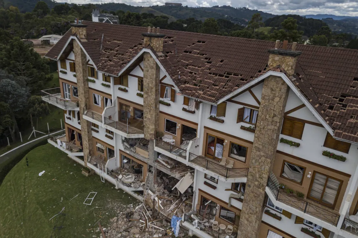 Condomínio Saint Etienne: explosão teria sido causada por vazamento de gás em um dos 32 apartamentos do local