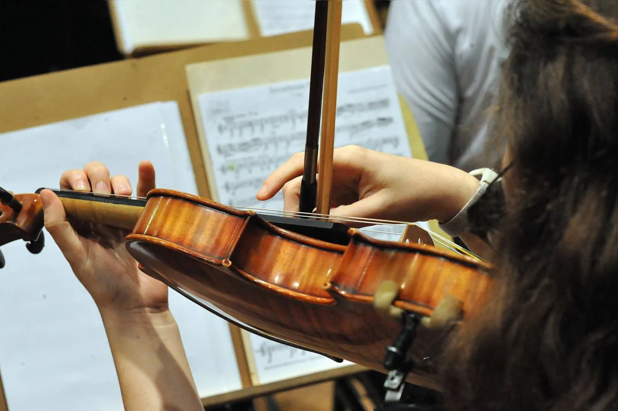 OSUEL faz concerto beneficente com repertório que abrange vários estilos musicais