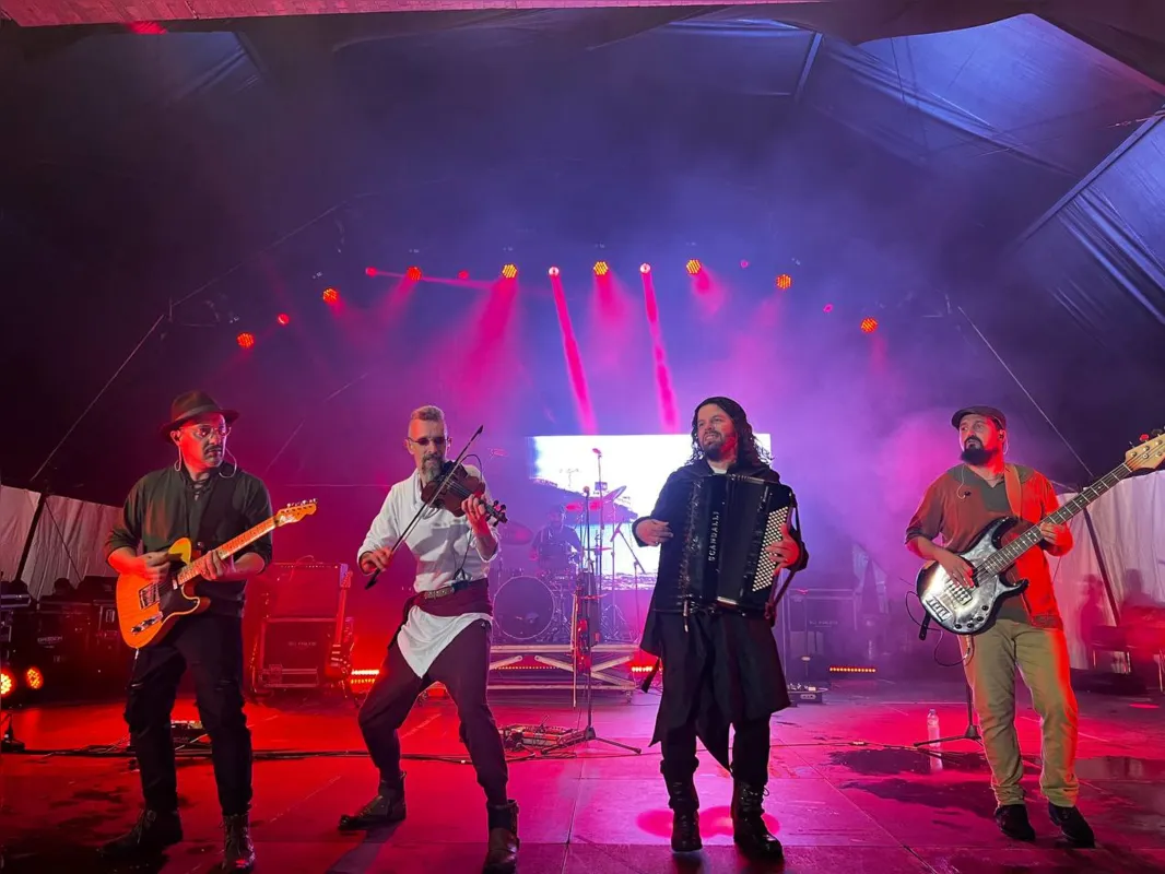 A banda Terra Celta no Rock in Rio: documentário mostra momentos dos bastidores do evento
