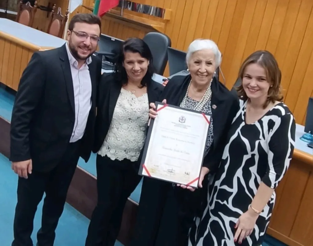 Imagem ilustrativa da imagem Edina Panichi é Cidadã Honorária de Londrina