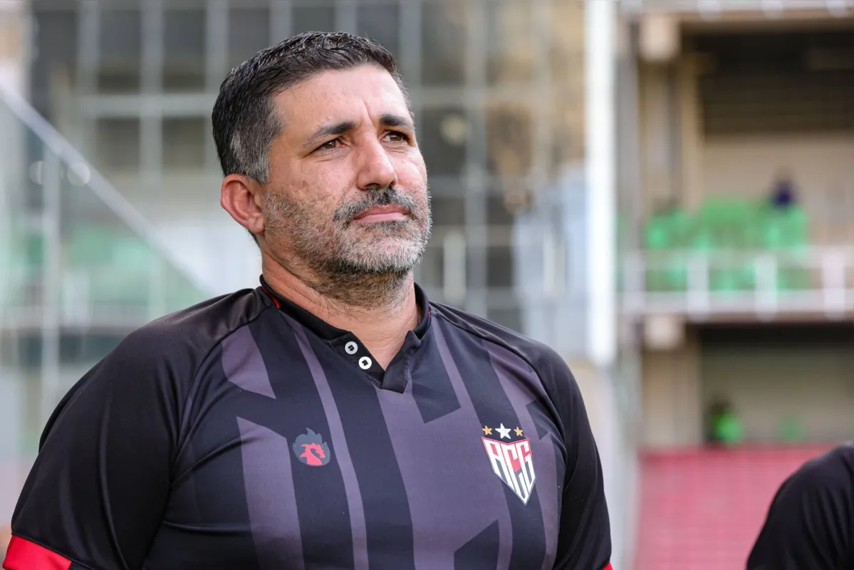 Imagem ilustrativa da imagem Eduardo Souza é o novo técnico do Londrina para a sequência da Série B