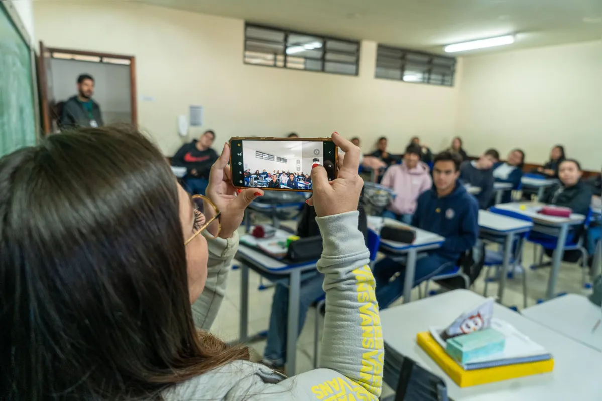 A expectativa é ter um ganho de quatro a cinco minutos por aula com esse novo modelo