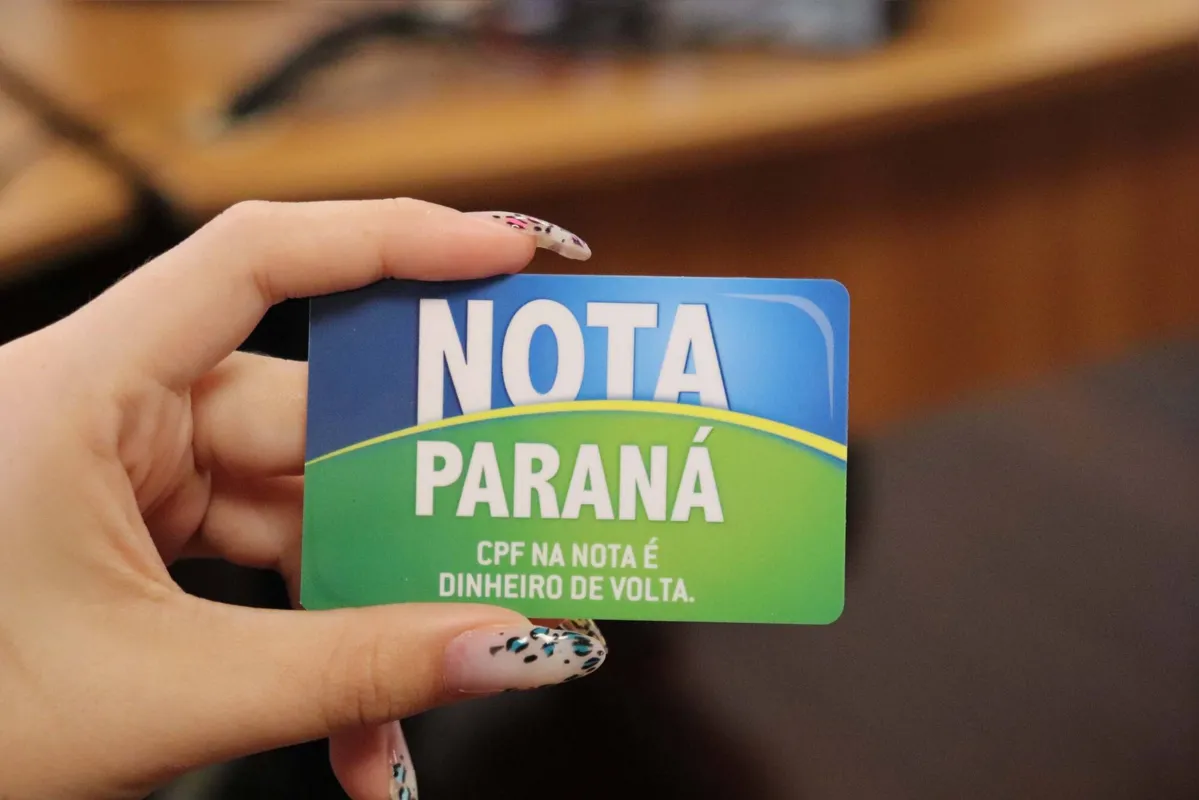 Desde março de 2020, o prêmio principal nos sorteios mensais do Nota Paraná é de R$ 1 milhão – de lá para cá, o programa já tornou 40 consumidores em milionários