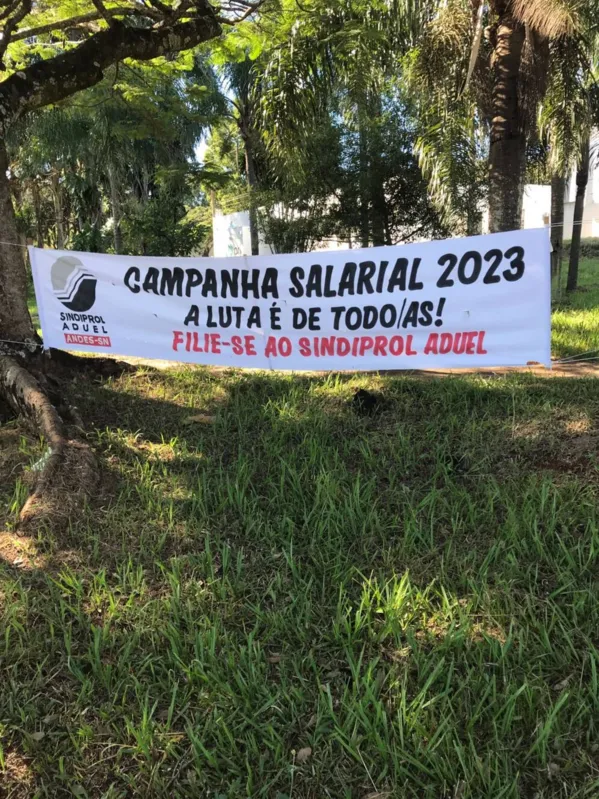 Imagem ilustrativa da imagem Em Londrina, professores da UEL aprovam indicativo de greve para maio