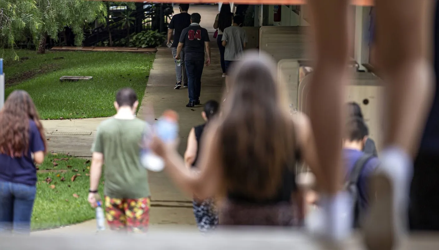 Quase metade dos inscritos para o próximo Enem já terminaram o Ensino Médio, enquanto outros 35,6% concluem este ano