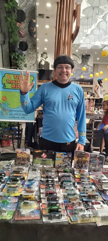 Cláudio Henrique Zaninelli , de Dr. Spock, levou para exposição seus carros em miniatura