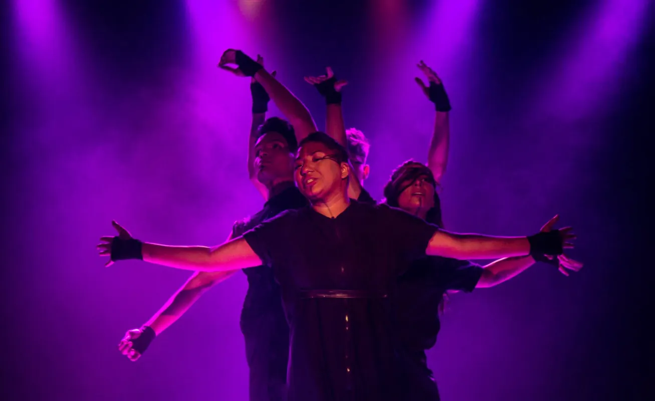 O grupo Karaíba (RJ), majoritariamente indígena, traz "Um Musical Originário" ao FILO