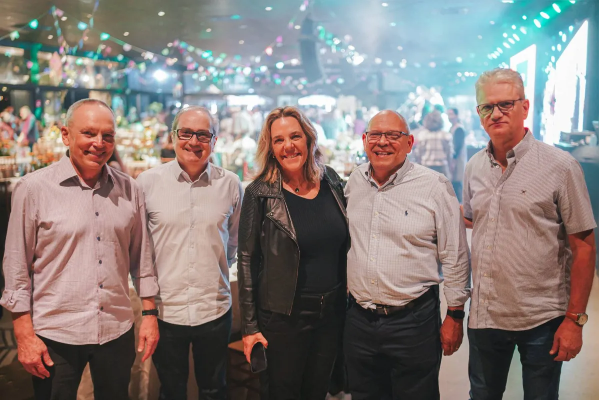 Dr. Odair José Lopes, Dr. Ramzi Abdallah El Hosni Junior, Claudia Silva Pereira Taha, Dr. Omar Genha Taha e Dr. Ederson Crippa