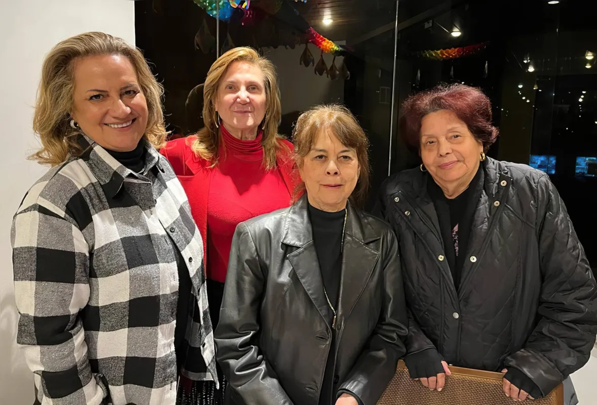 Flora Panza, Luiza Saucedo, Pegi Lima e Altair Coutinho
