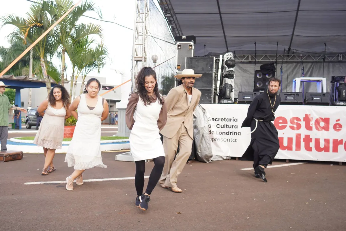 Grupo de dança PS Brasil se apresenta no domingo