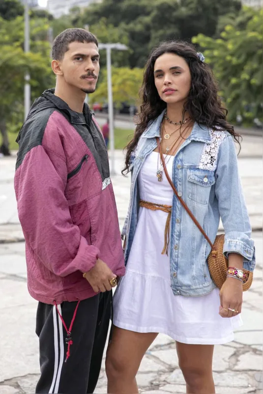 Luna (Giovana Cordeiro) e Merreca (Ruan Aguiar) em Fuzuê