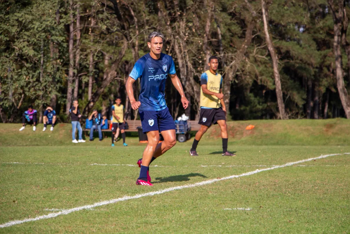 Depois de seis meses em recuperação, Garraty voltou a jogar pelo LEC e passa a ser uma opção a mais para o restante da série B