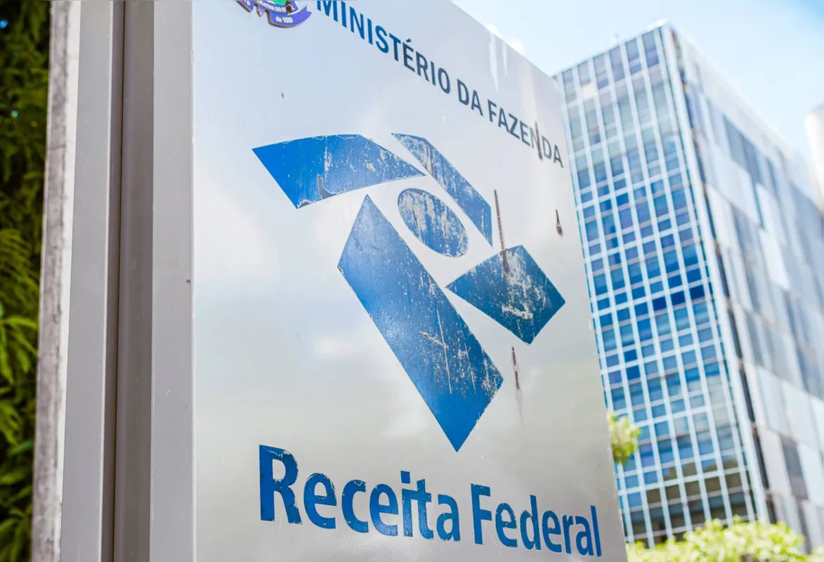 A receita total apresentou um acréscimo real de 3,5%, impactado pelo crescimento expressivo das receitas não administradas pela Receita Federal
