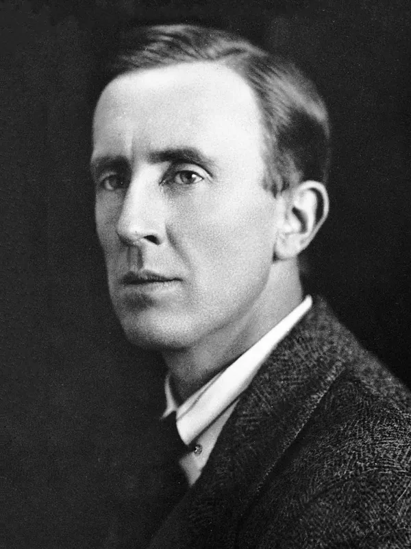 J.R.R. Tolkien: além de obras famosas como "O Hobbit" e "O Senhor dos Anéis", autor deixou dezenas de volumes póstumos publicados nas últimas décadas