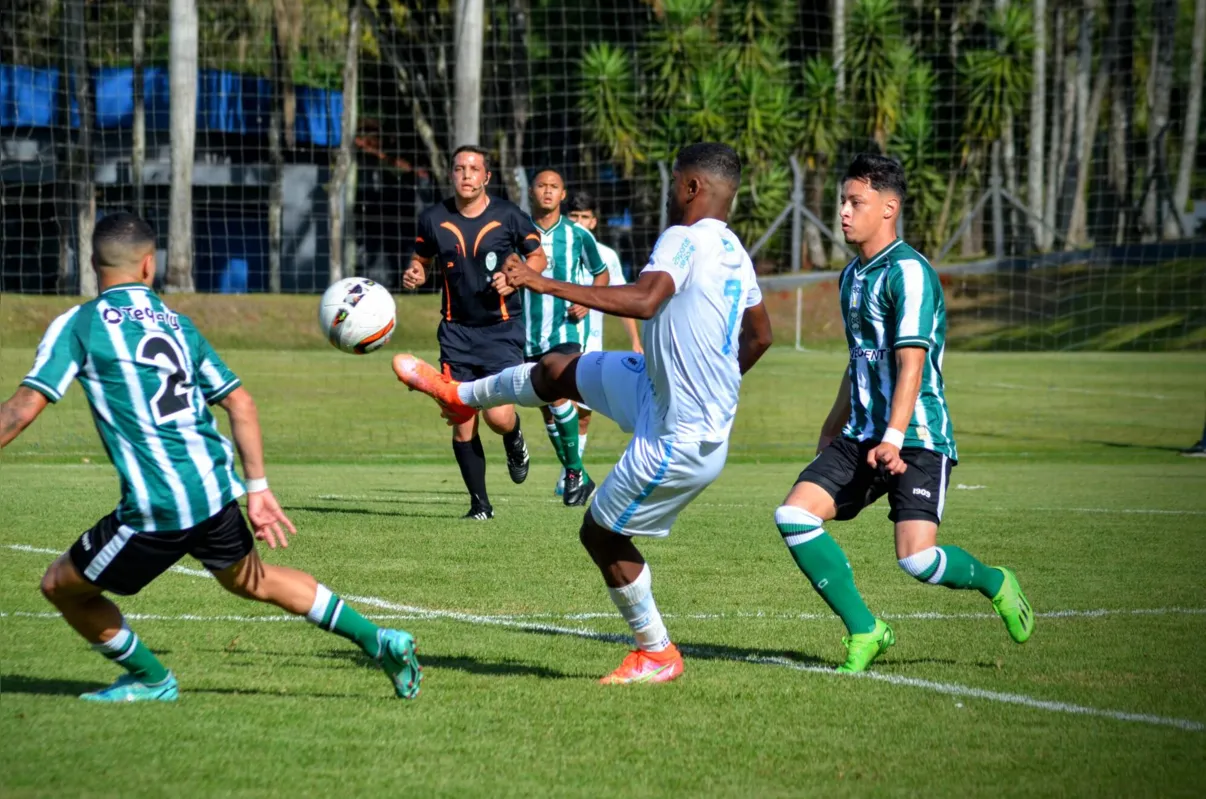 Londrina e Coritiba empataram por 1 a 1, no CT da SM Sports, e definição dos semifinalistas do Paranaense sub-20 fica para a última rodada
