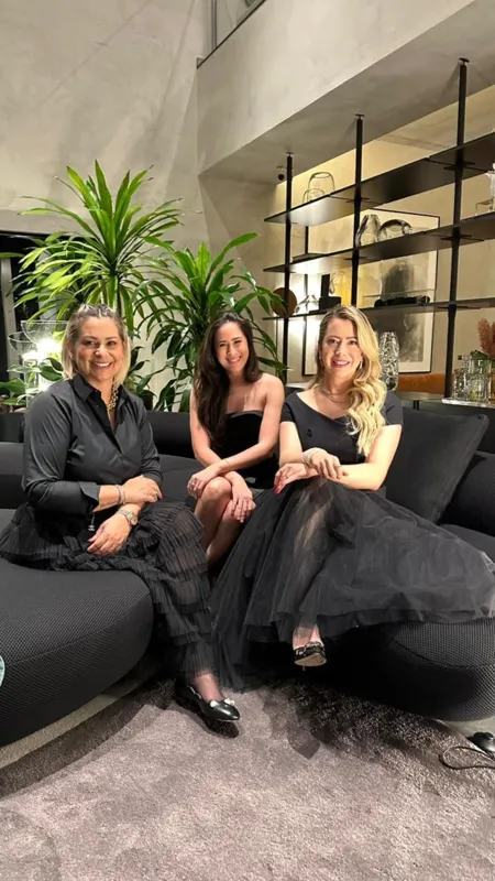 Com a empresária Renatta Costa e a dermatologista Isadora Golfet
