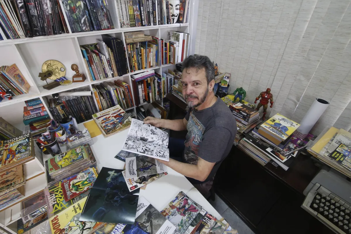 Para Eloyr Pacheco, os quadrinhos exigem a cumplidade do leitor para entender seus signos