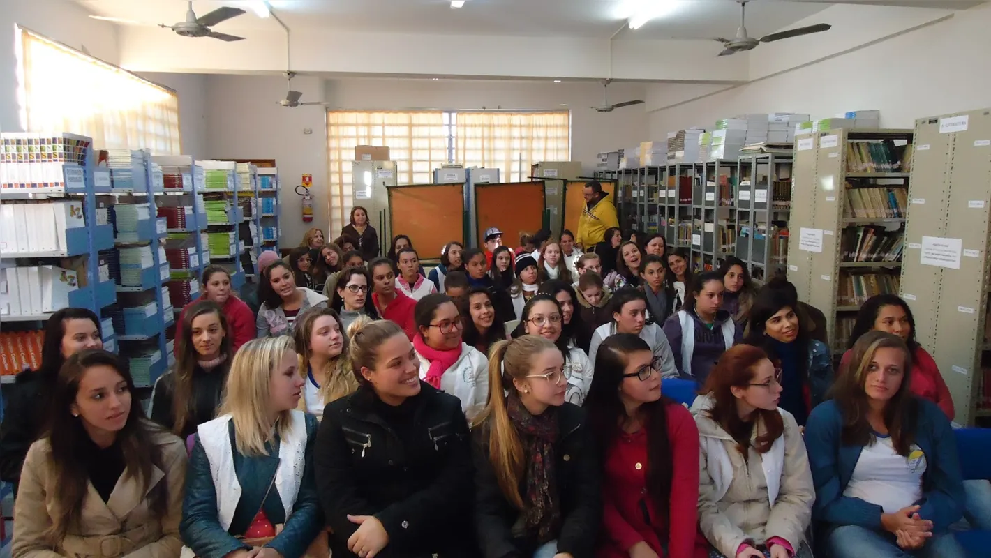 Biblioteca Pública de Londrina promove várias atividades ligadas à leitura que são abertas ao público em geral