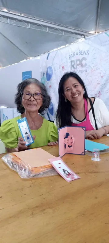 Urano Uezo e Renata Watanabe, do Atelier Naome Uezo: kirigami é para todos