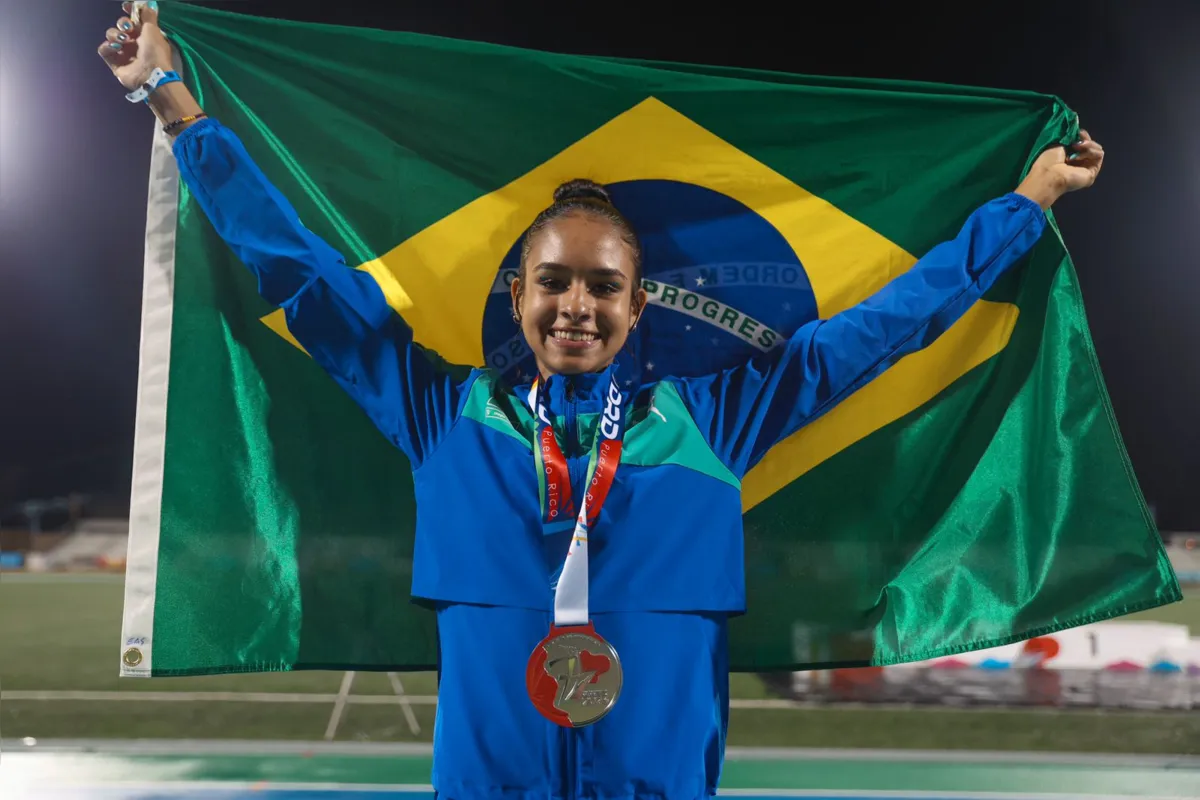 Julia Ribeiro: uma prata e um bronze nos revezamentos do Pan Sub-20