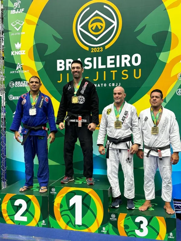 Imagem ilustrativa da imagem Mais conquistas para Tiago Schietti