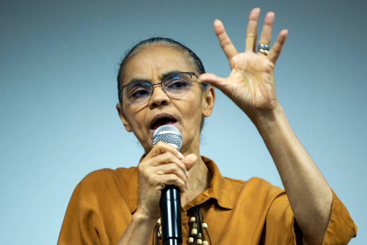 "Temos o fundo que pode financiar a ampliação do sistema de monitoramento, e o BNDES, que além dos investimentos no nosso país, podemos fazer também na região", afirmou Marina Silva