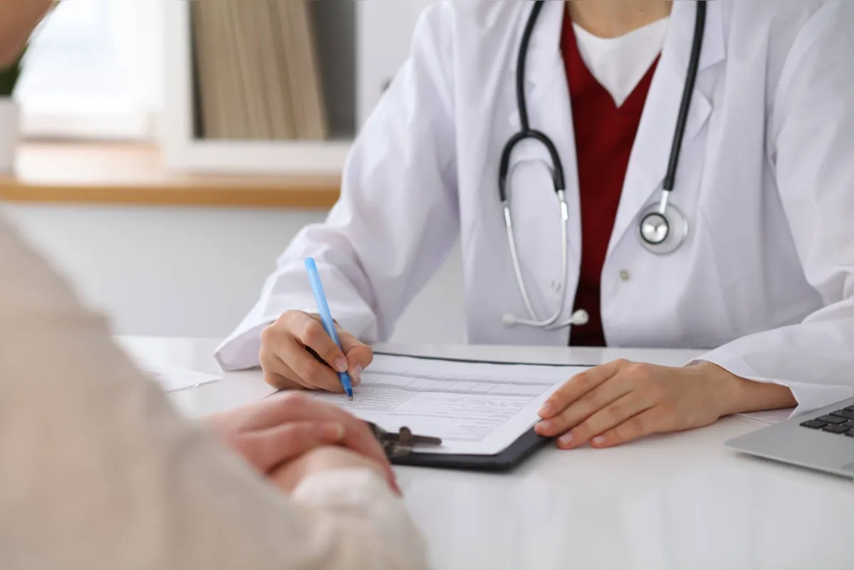 O programa prevê que os médicos inscritos têm a previsão de receber bolsa formação