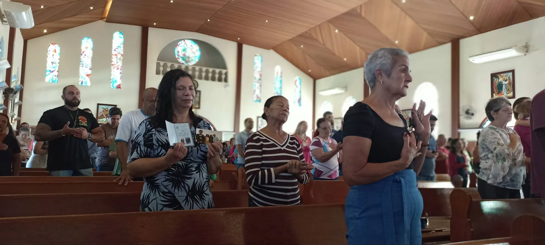 Pedidos para si e para outrem durante celebração no Dia do Trabalhador