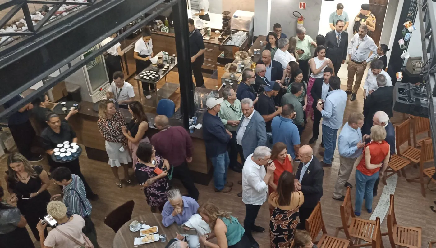 Público presente à inauguração do Museu do Café destaca a importância de conservar a história