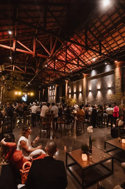 O loft do Empório Guimarães ficou lotado, na ocasião